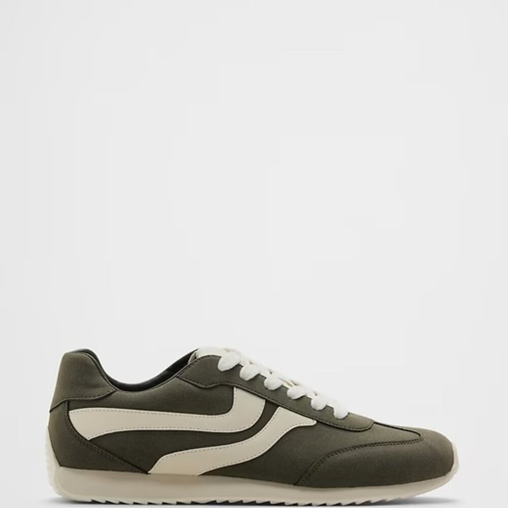NWT Banana Republic Factory Vegan Leather Trainer Sneaker Size 8 in Waimea Olive